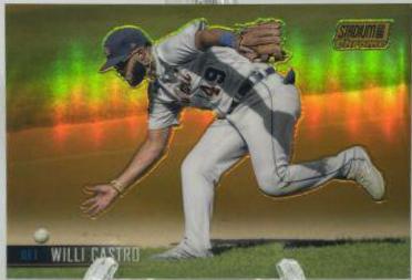 Willi Castro [Gold Refractor] #192