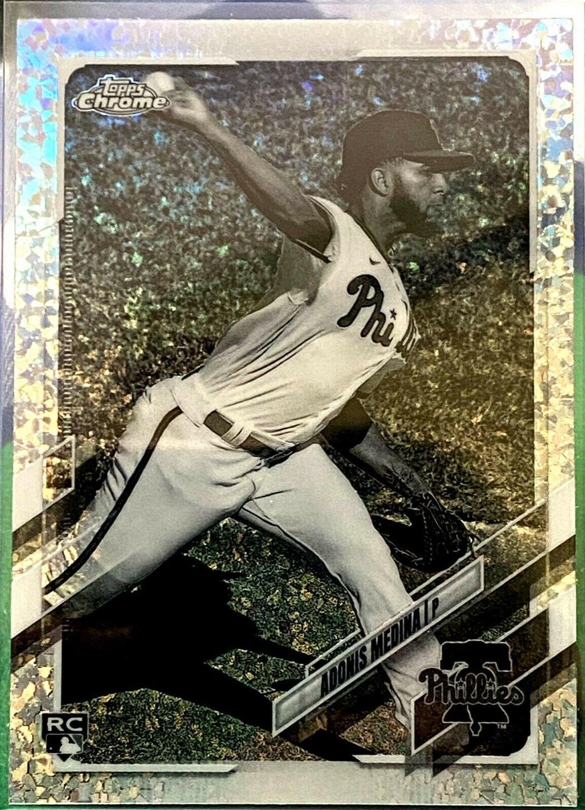 Adonis Medina [Black & White Mini Diamond Refractor] #120