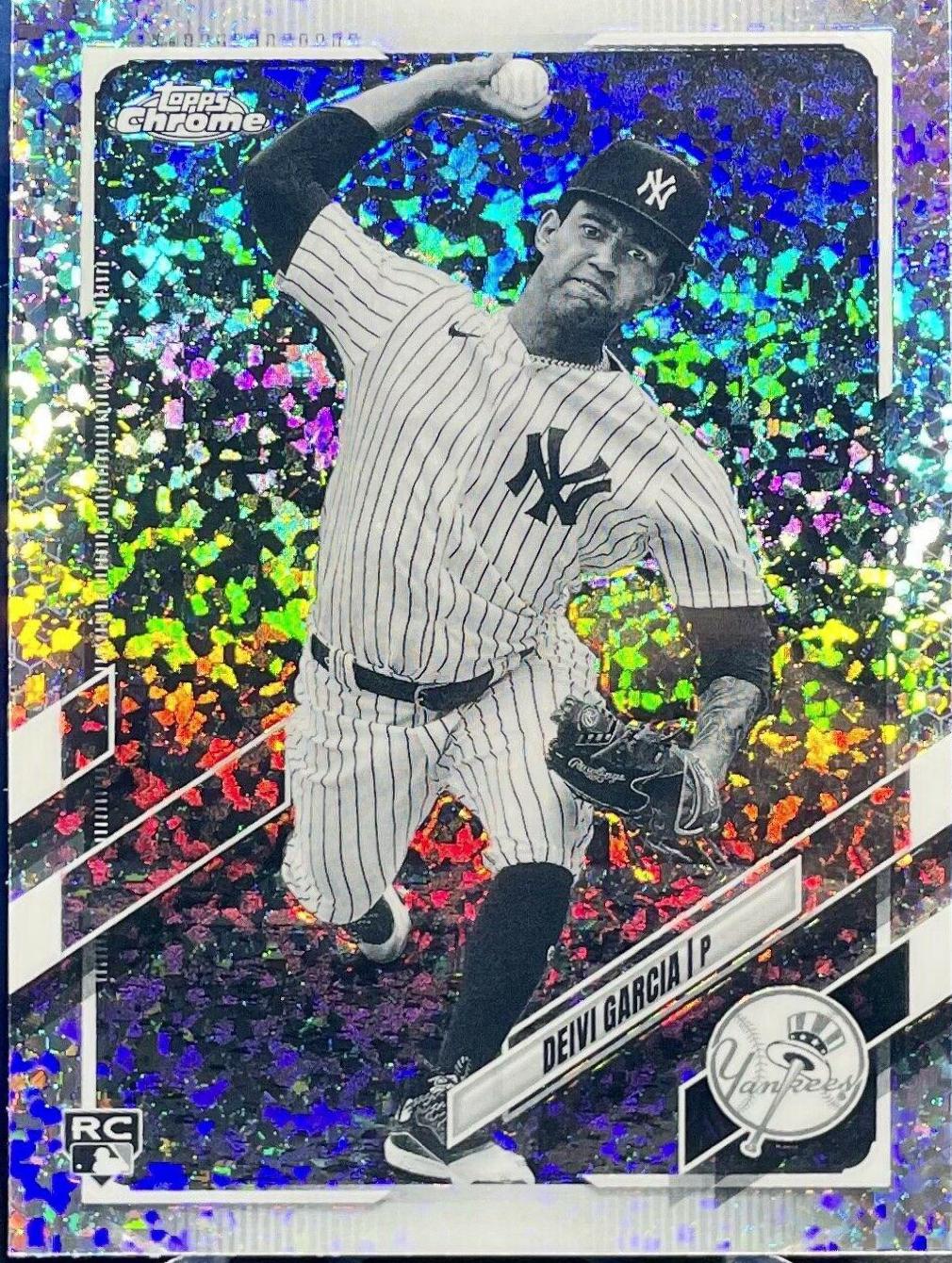 Deivi Garcia [Black & White Mini Diamond Refractor] #85