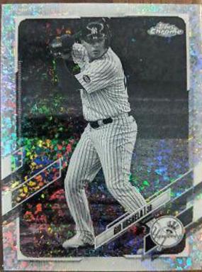 Gio Urshela [Black & White Mini Diamond Refractor] #220
