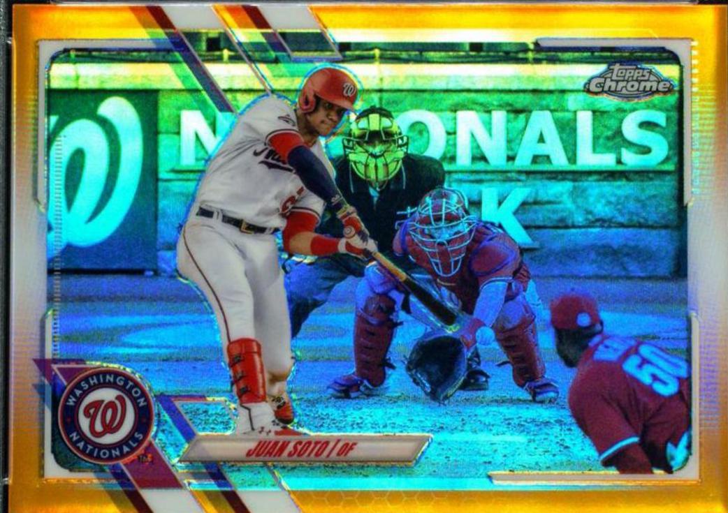 Juan Soto [Orange Refractor] #150