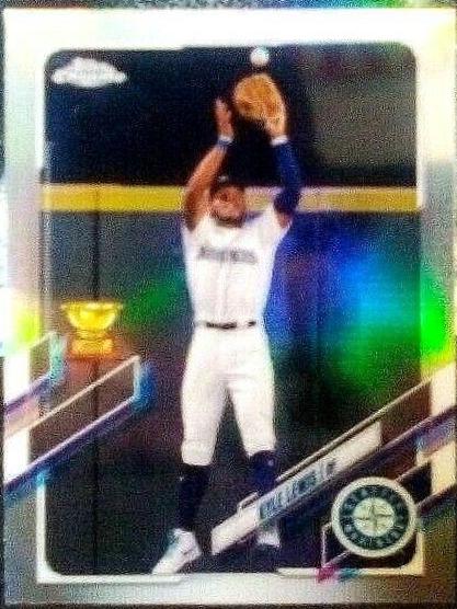 Kyle Lewis [Gold Refractor] #93