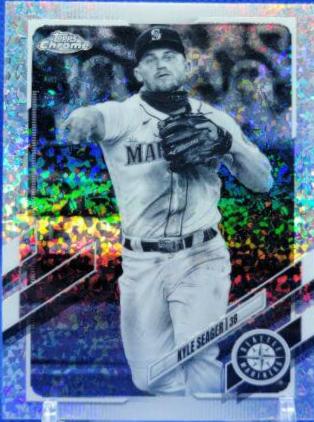 Kyle Seager [Black & White Mini Diamond Refractor] #113