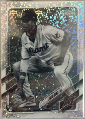 Lewin Diaz [Black & White Mini Diamond Refractor] #83
