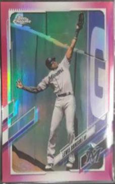 Lewis Brinson [Magenta Refractor] #42