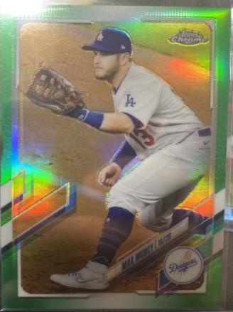 Max Muncy [Green Refractor] #173