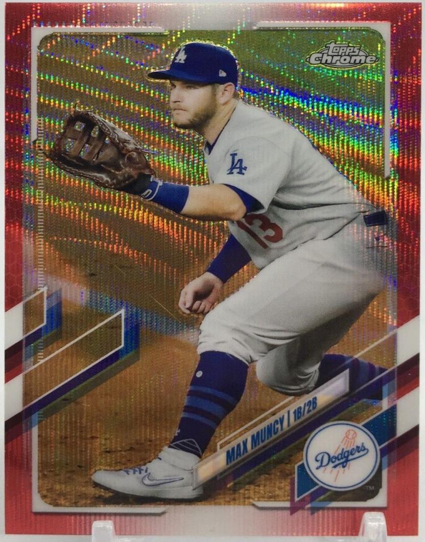 Max Muncy [Red Wave Refractor] #173