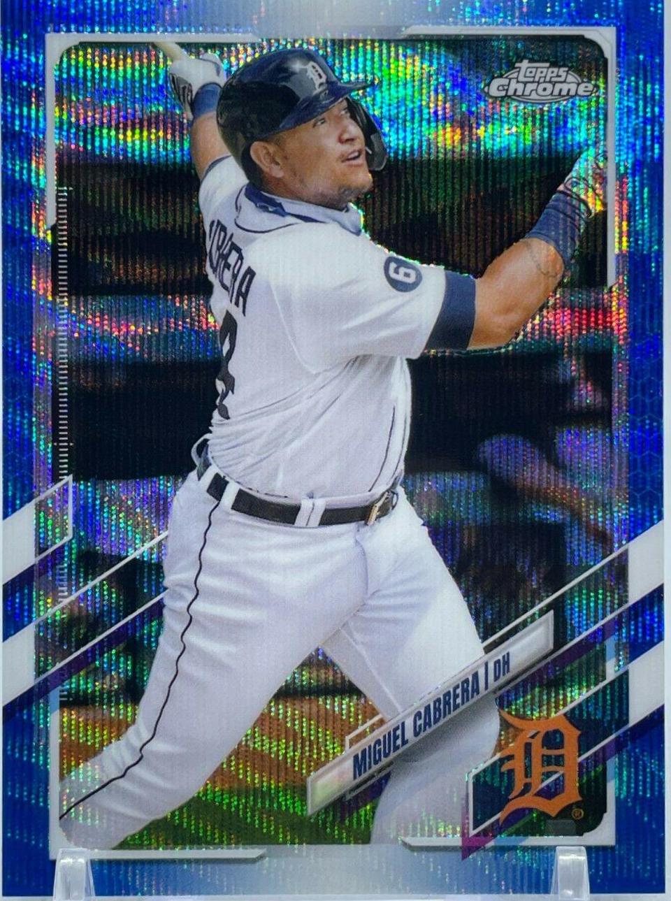Miguel Cabrera [Blue Wave Refractor] #10