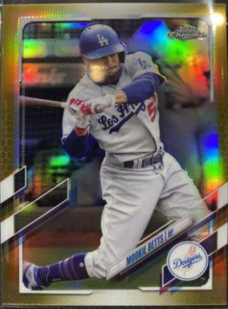 Mookie Betts [Gold Refractor] #100