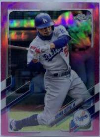 Mookie Betts [Pink Refractor] #100