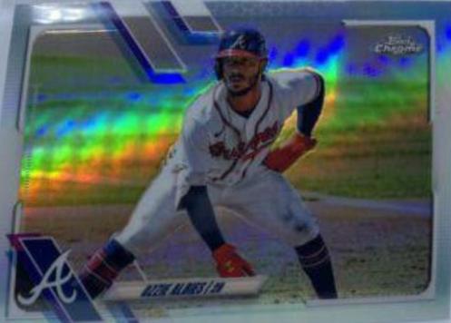 Ozzie Albies [Refractor] #24