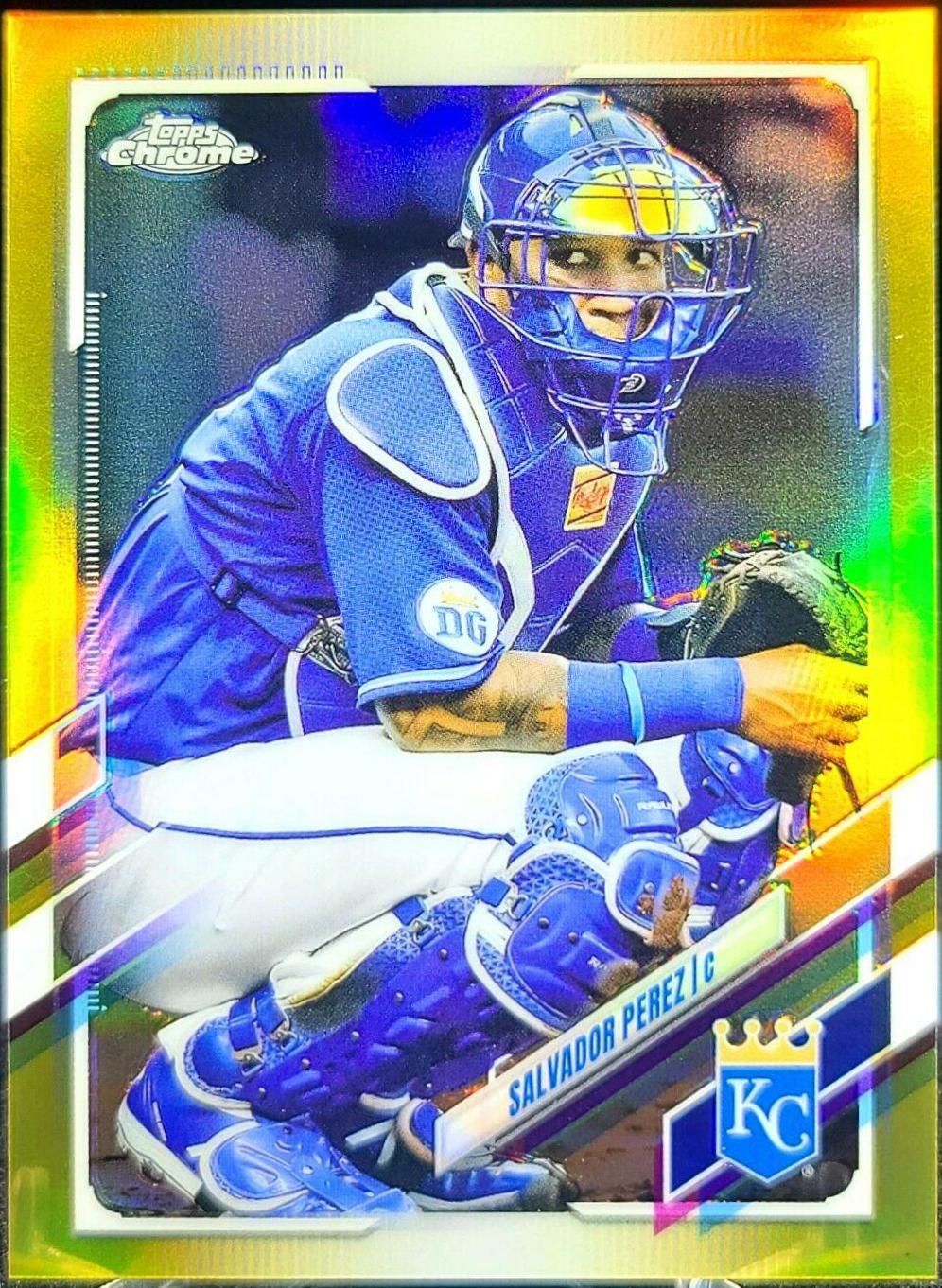 Salvador Perez [Gold Refractor] #155