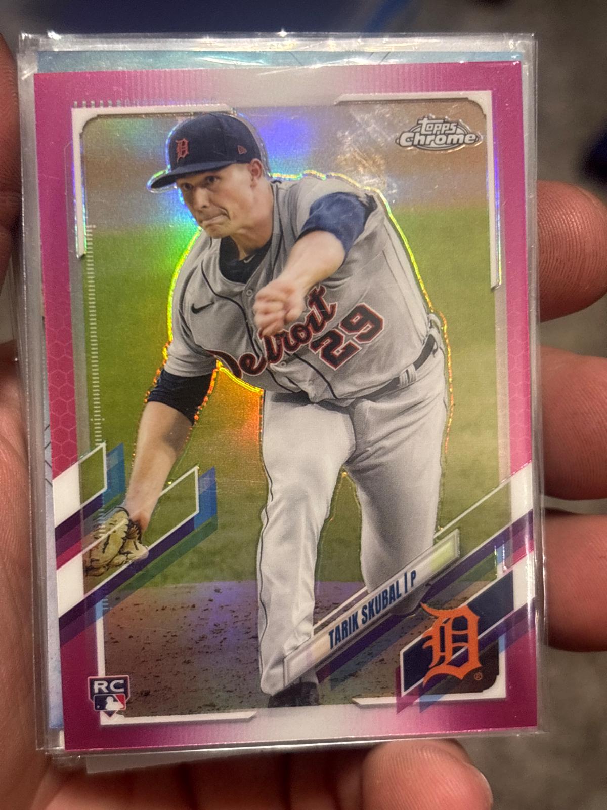 Tarik Skubal [Pink Refractor] #103