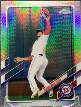 Victor Robles [Prism Refractor] #219