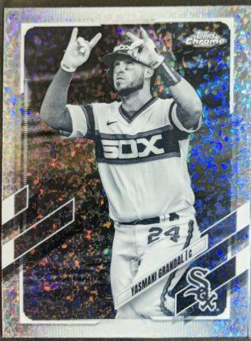 Yasmani Grandal [Black & White Mini Diamond Refractor] #204