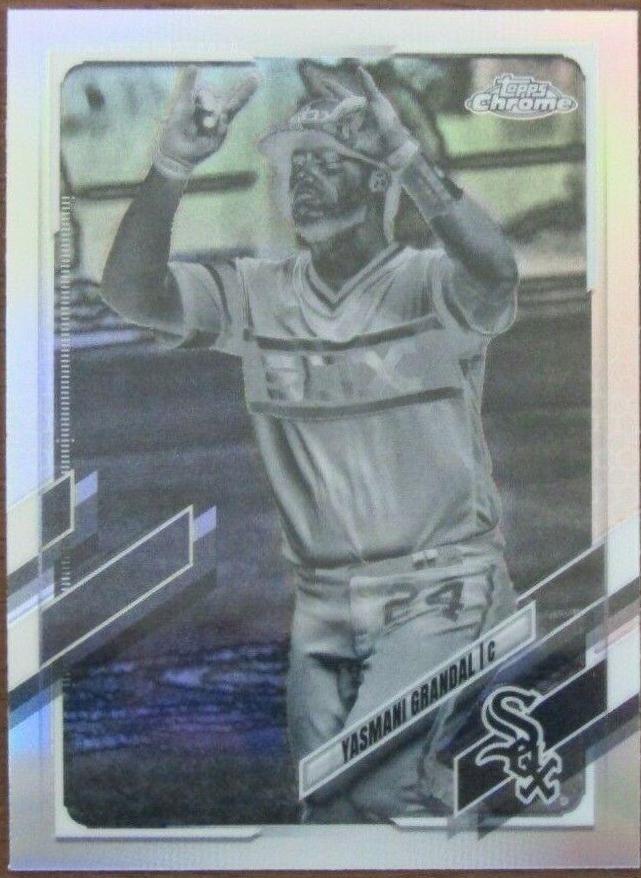 Yasmani Grandal [Negative Refractor] #204