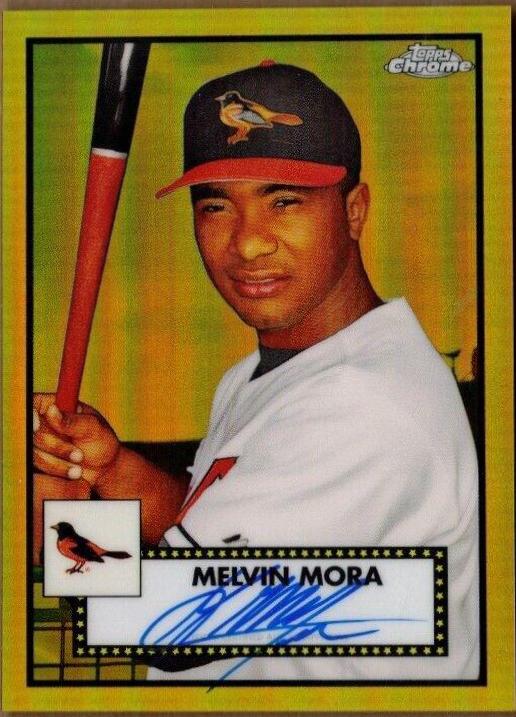 Melvin Mora [Gold Refractor] #PA-MMO