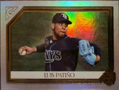 Luis Patino [Rainbow Foil] #136
