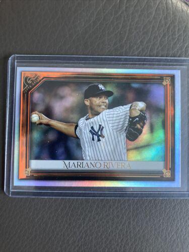 Mariano Rivera [Orange] #102