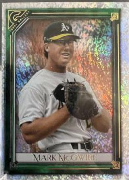Mark McGwire [Green Pattern] #111