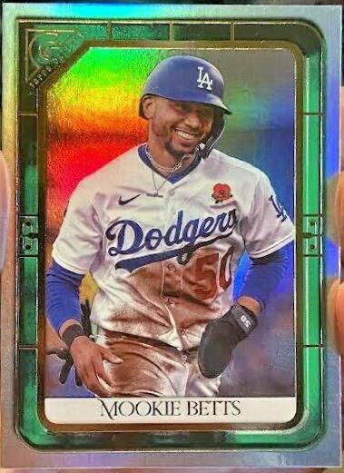 Mookie Betts [Green] #18