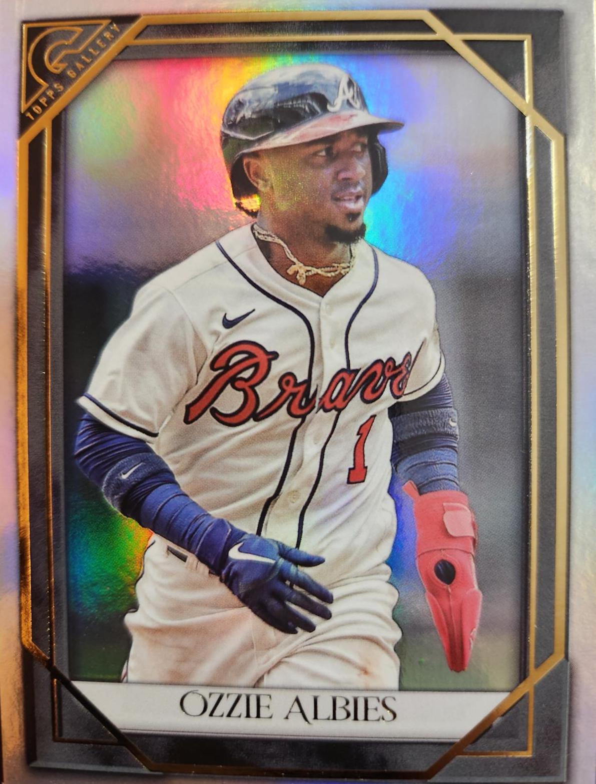 Ozzie Albies [Rainbow Foil] #99