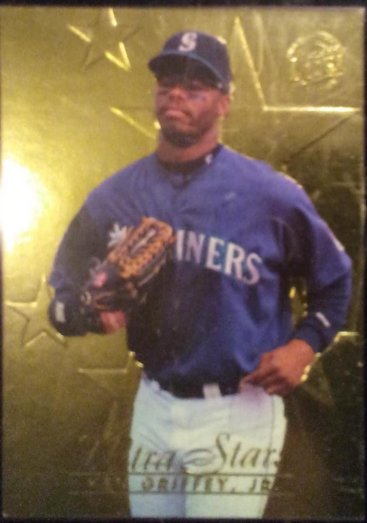 Ken Griffey Jr. [Gold Medallion] #579