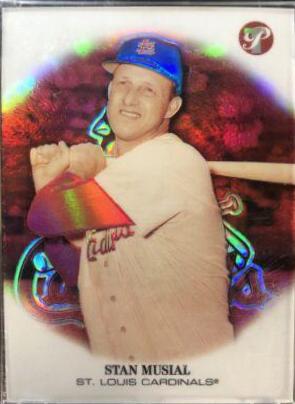 Stan Musial [Refractor] #143