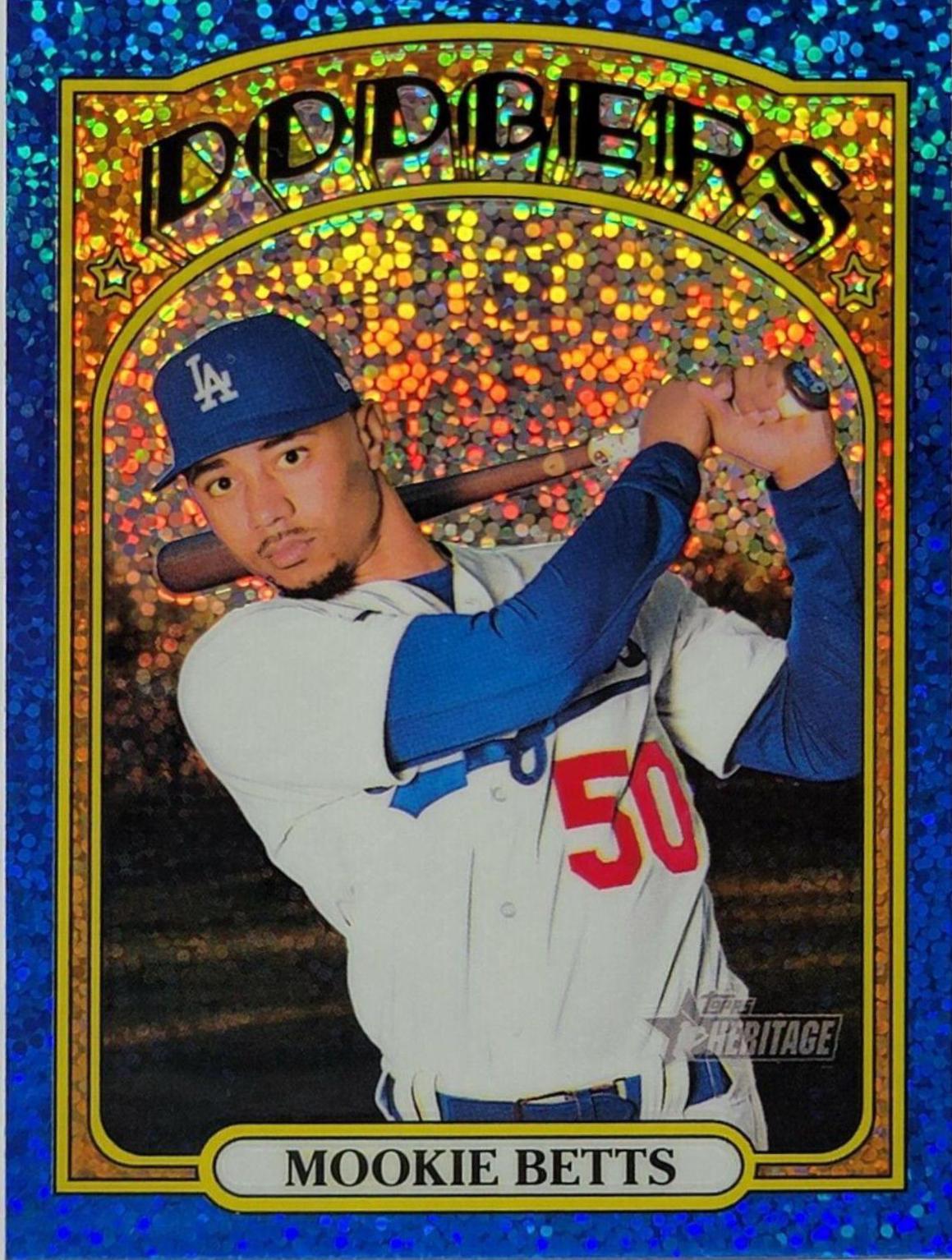 Mookie Betts [Chrome Blue Sparkle] #167