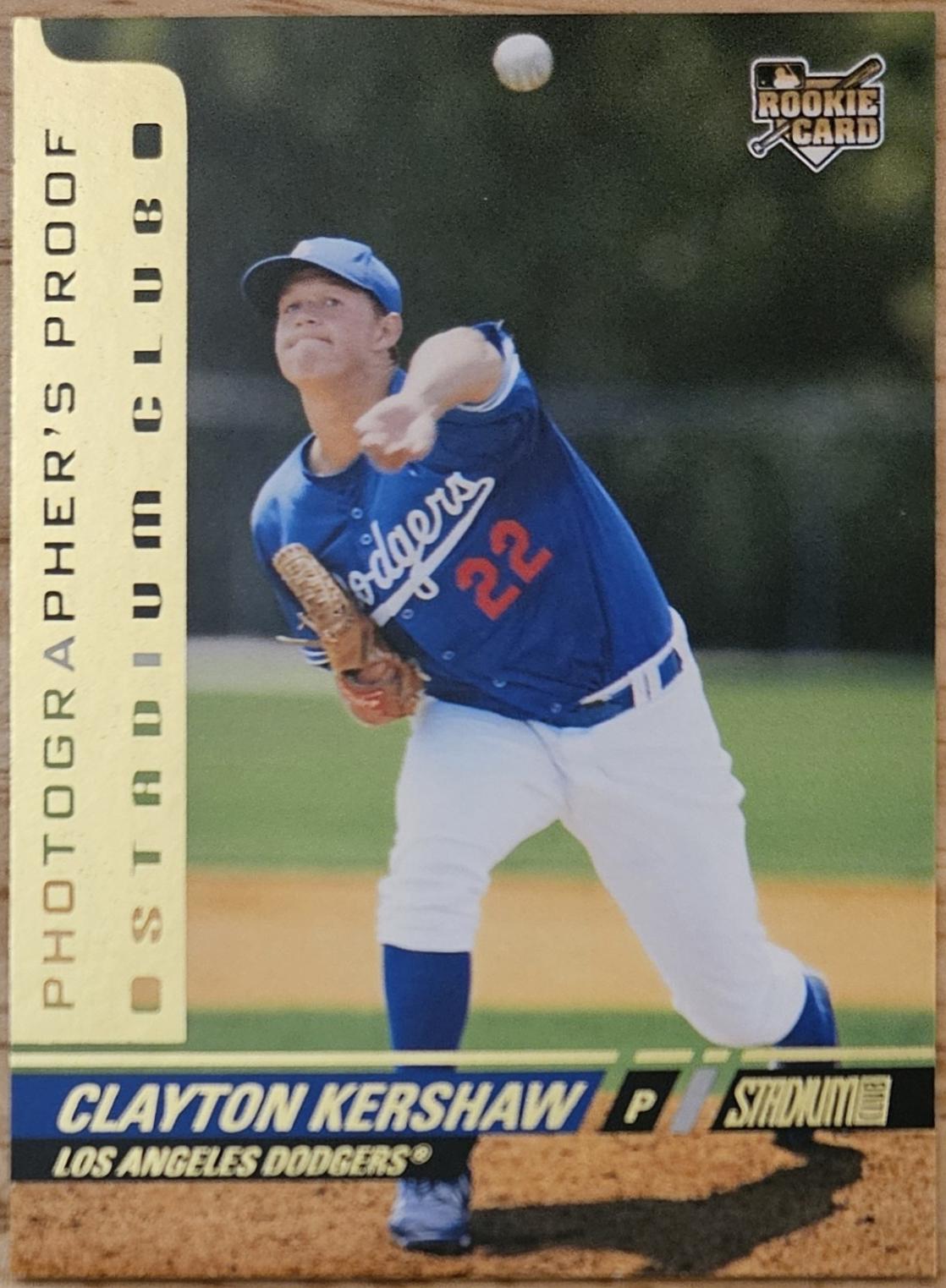 Clayton Kershaw [Throwing Fastball Photographer's Proof Gold] #107