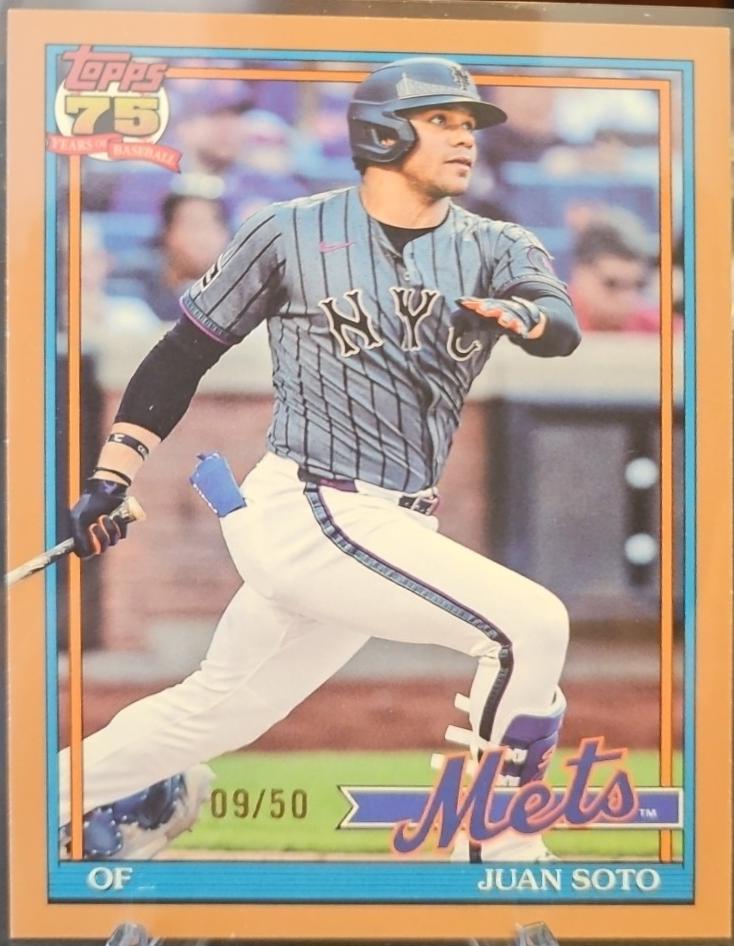 Juan Soto [Gold Crackleboard Foil] #T91-82
