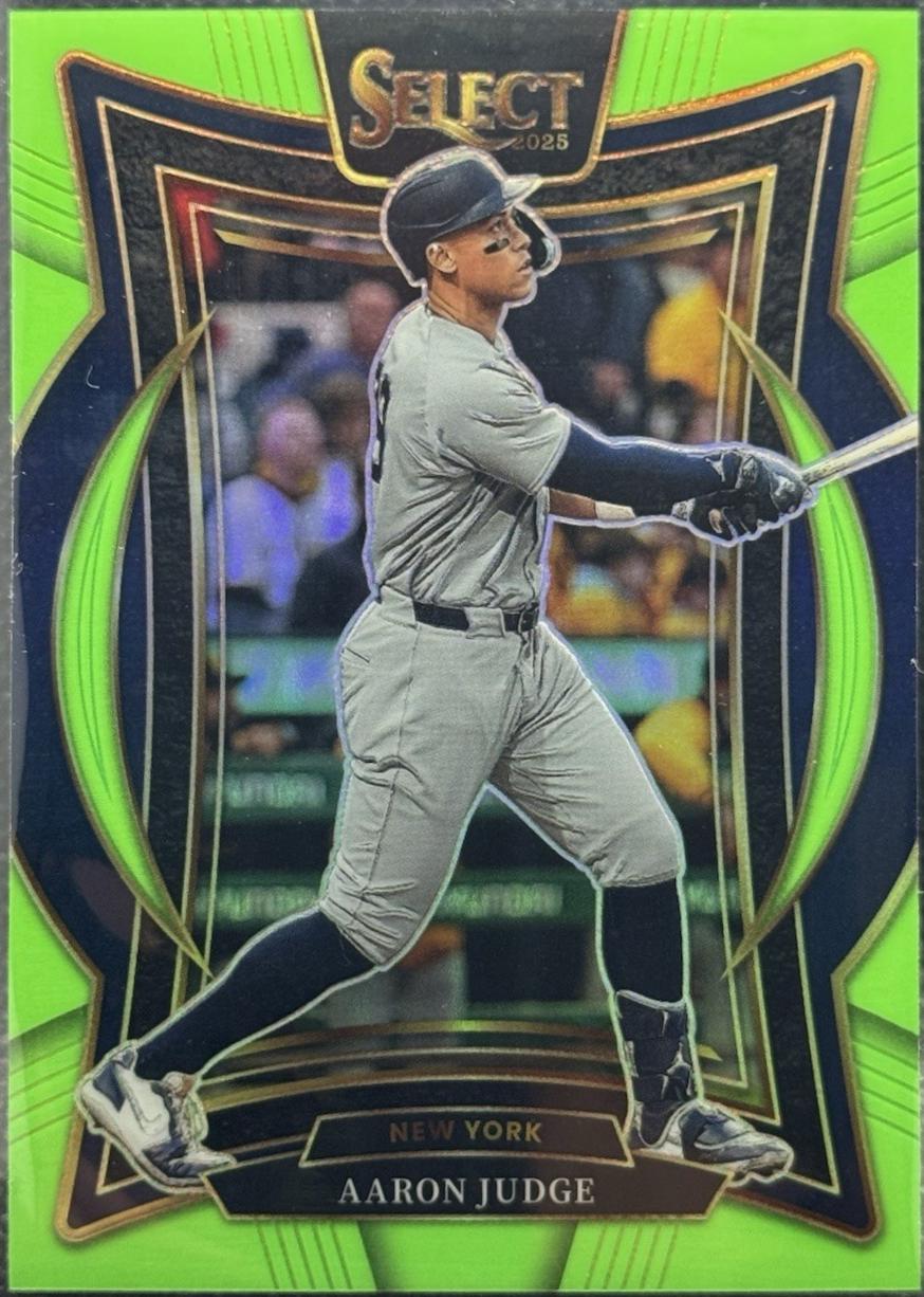 Aaron Judge [Neon Green] #26