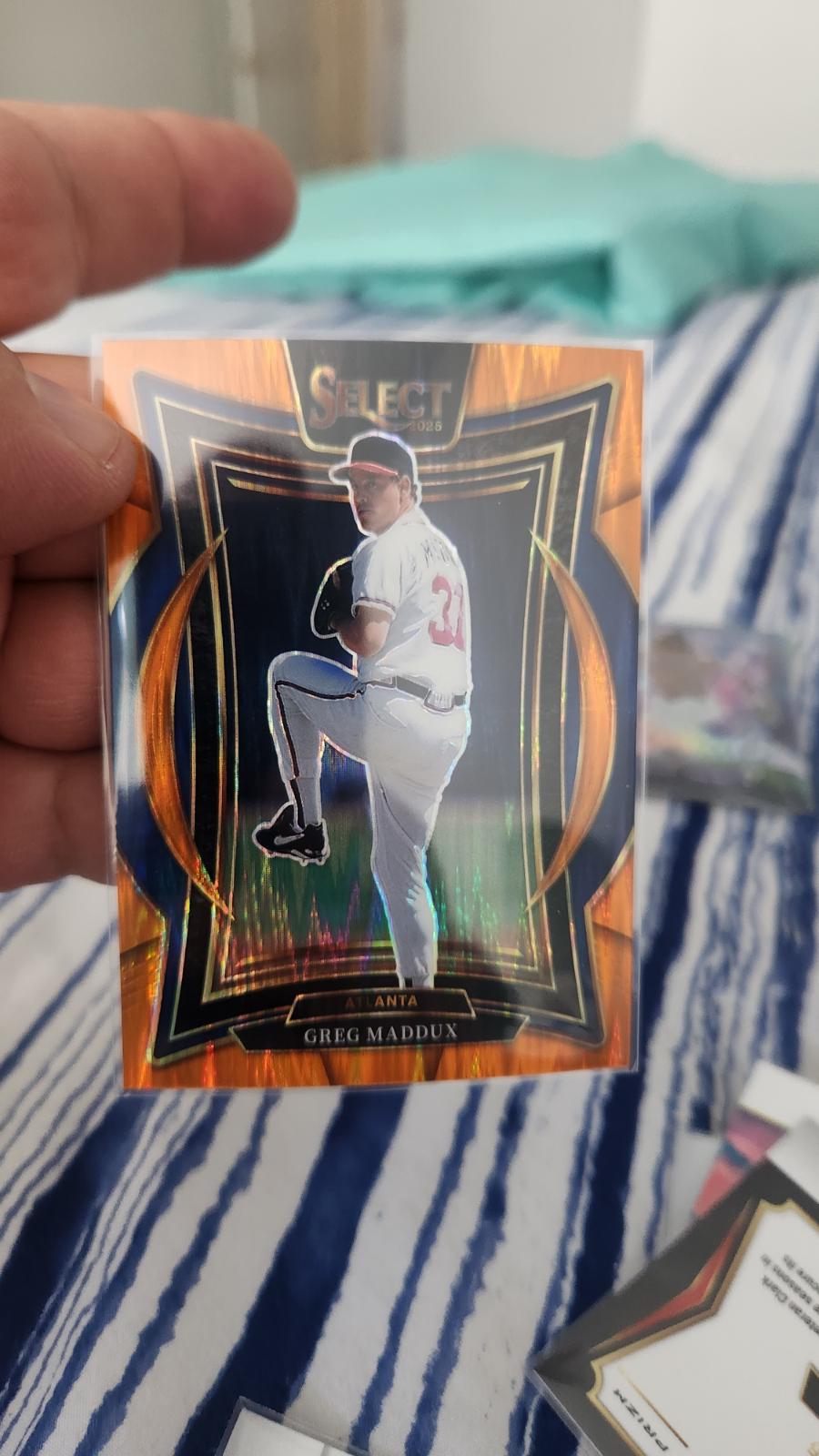 Greg Maddux [Orange Flash] #85