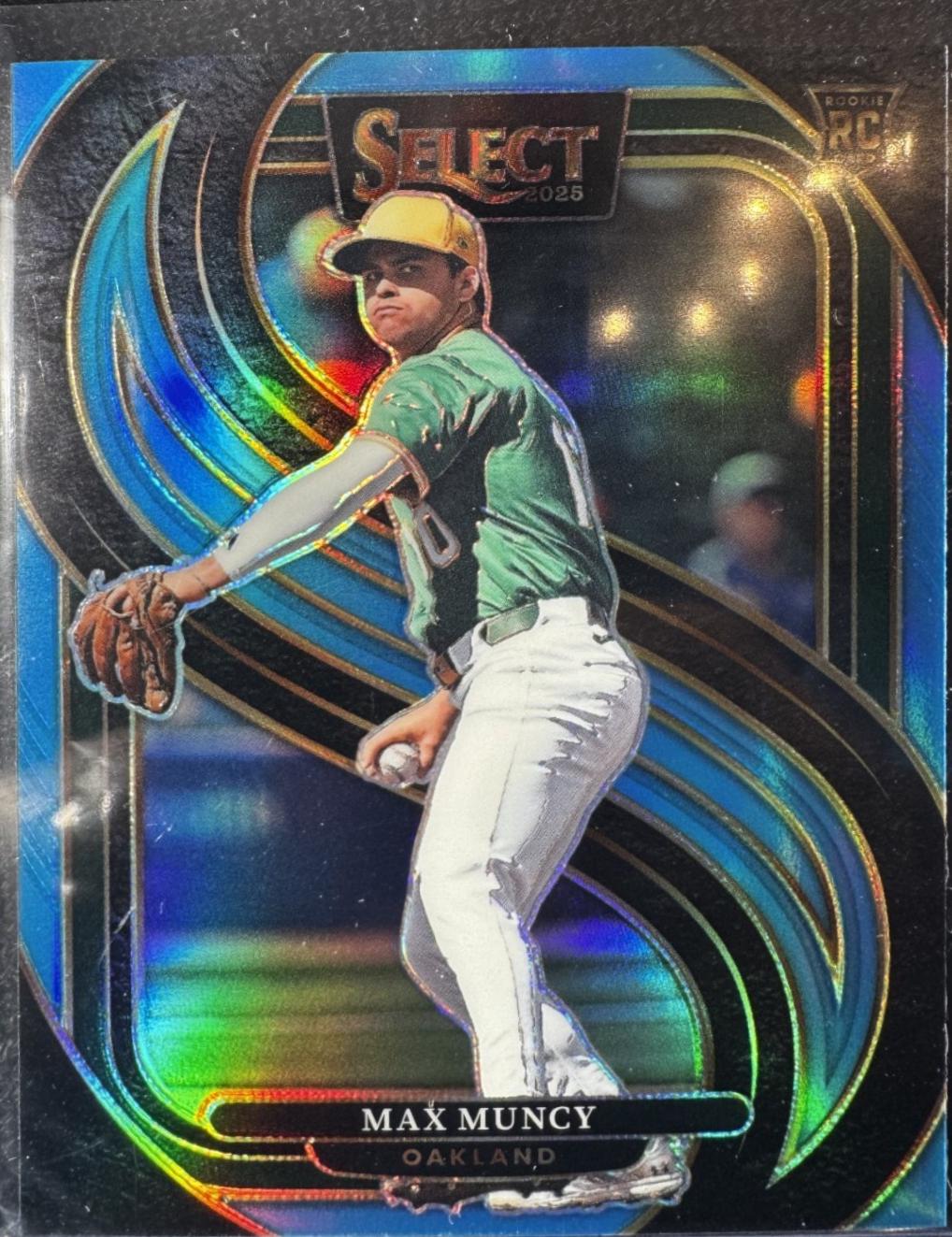 Max Muncy [Blue] #160