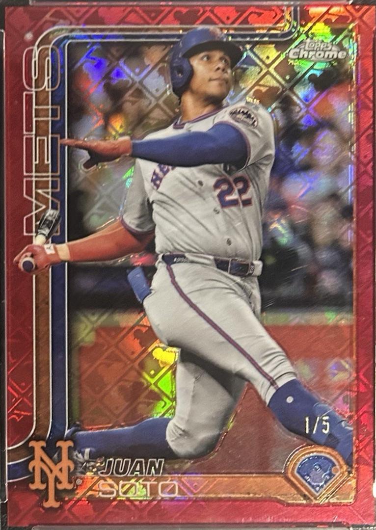 Juan Soto [Red Refractor] #200