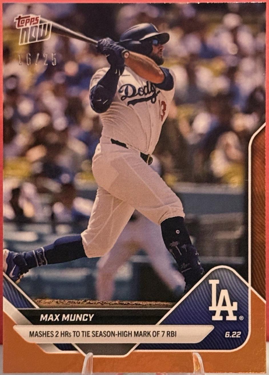Max Muncy [Orange Foil] #339