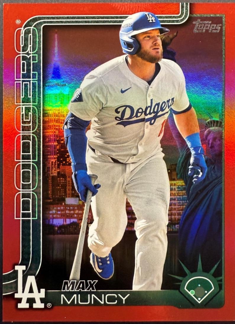 Max Muncy [Big Apple Red] #378