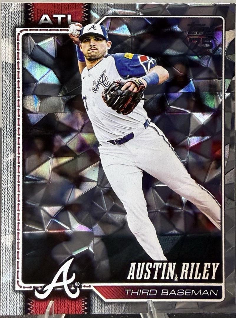 Austin Riley [Topps Foil Pattern] #238