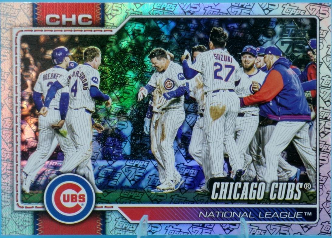 Chicago Cubs [Years of Topps] #320