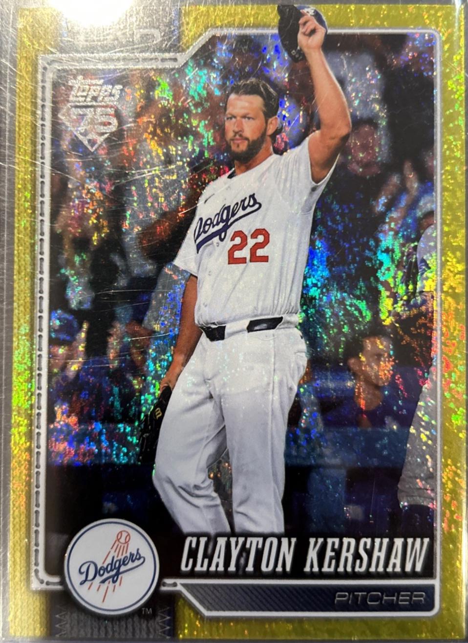 Clayton Kershaw [Gold Holo] #22