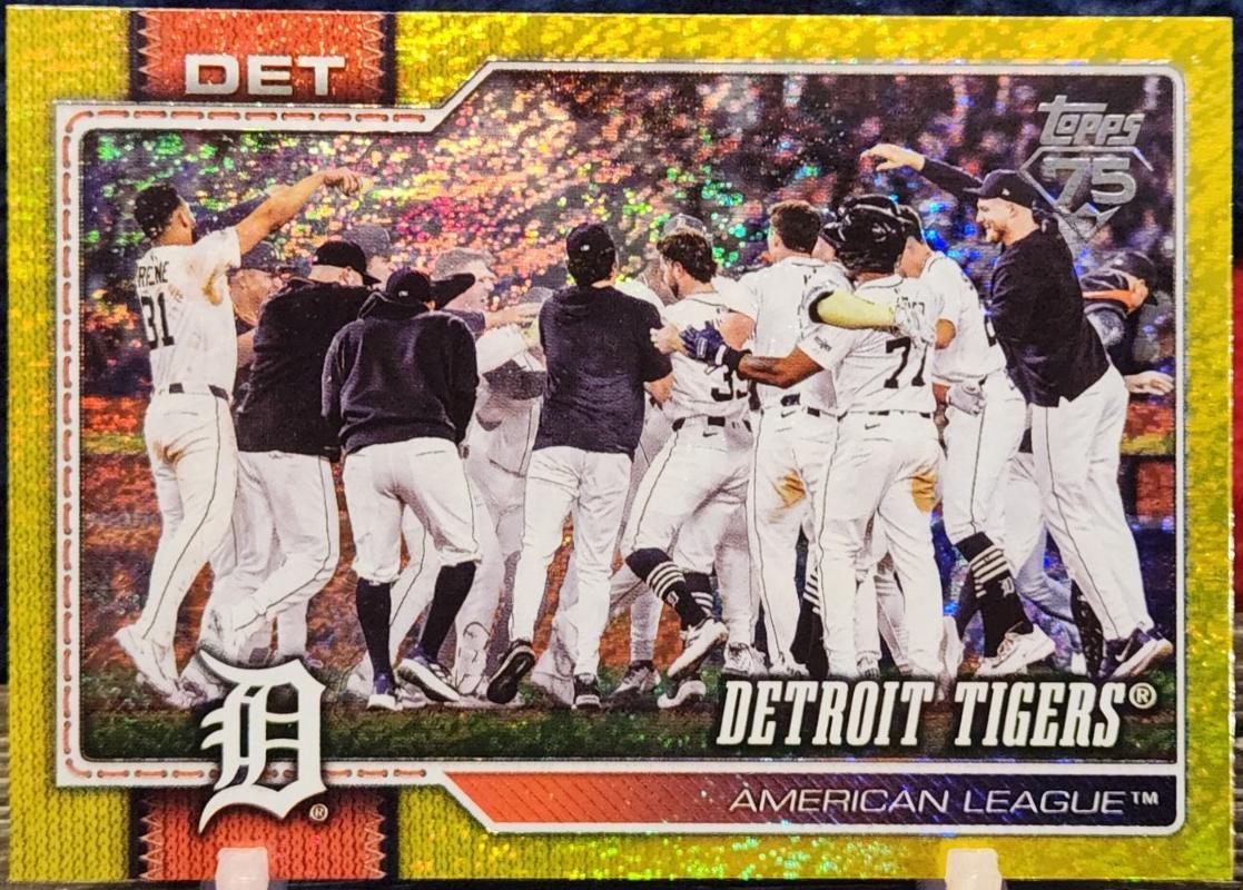 Detroit Tigers [Yellow Holo] #262