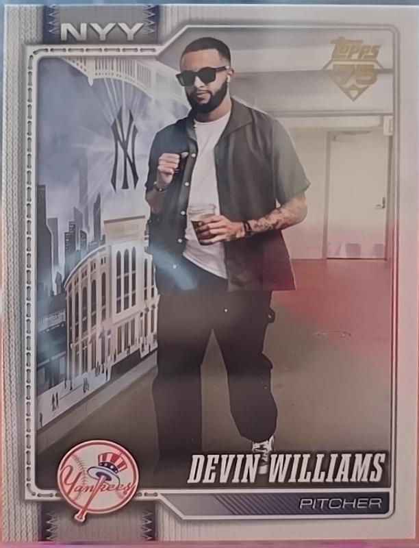 Devin Williams [Golden Mirror Variation] #239
