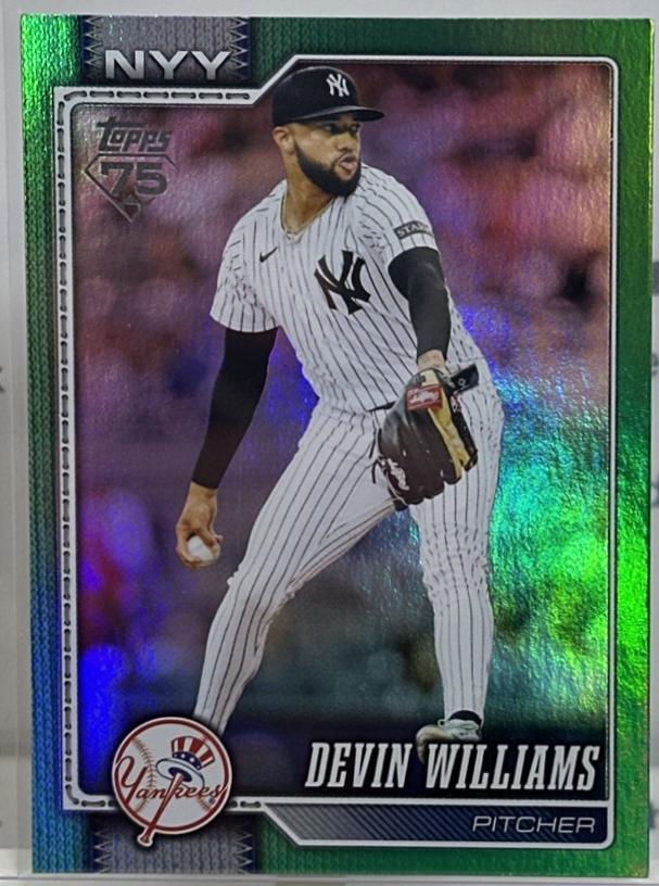 Devin Williams [Green Diamante] #239