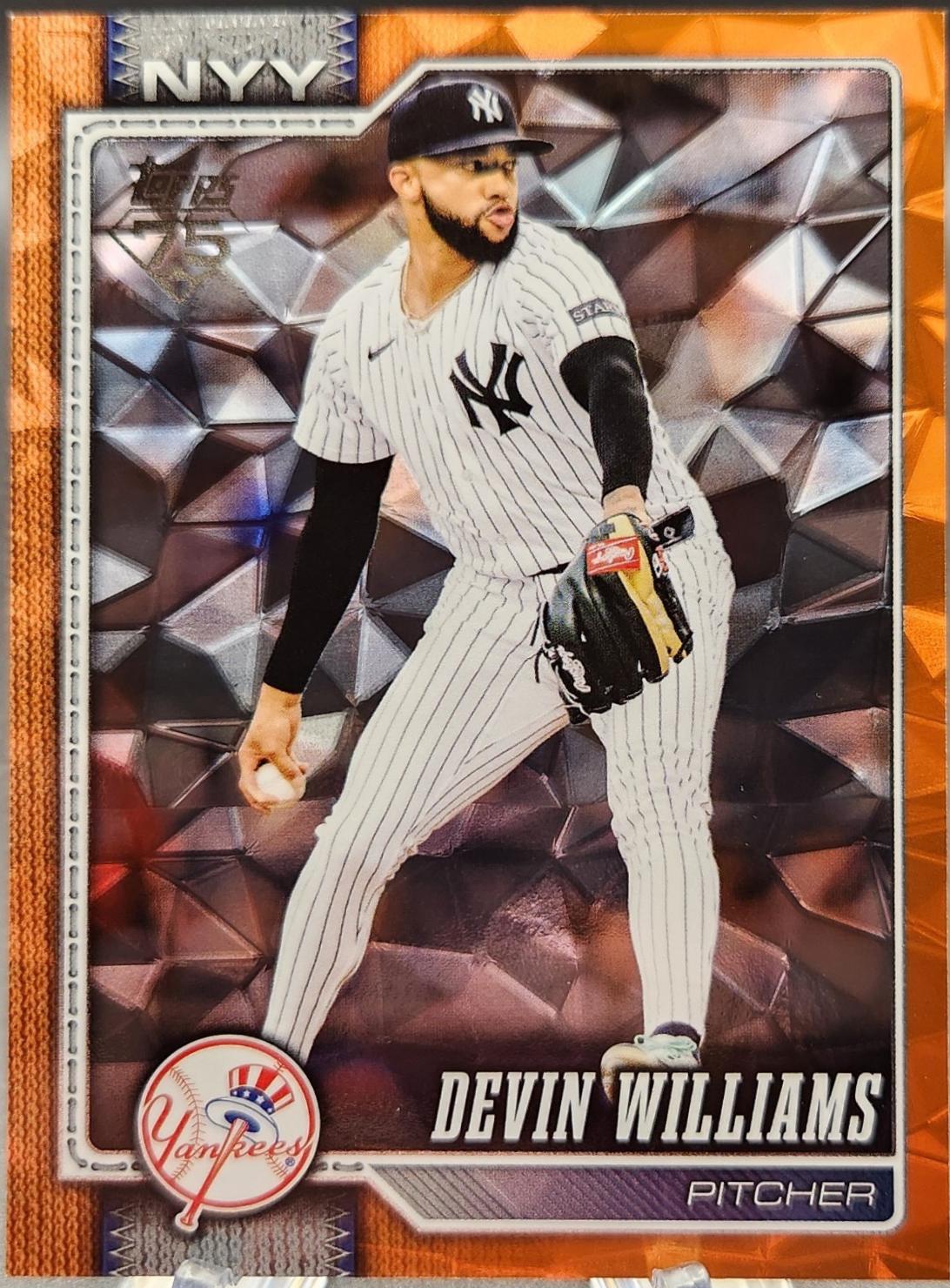 Devin Williams [Orange Diamante] #239
