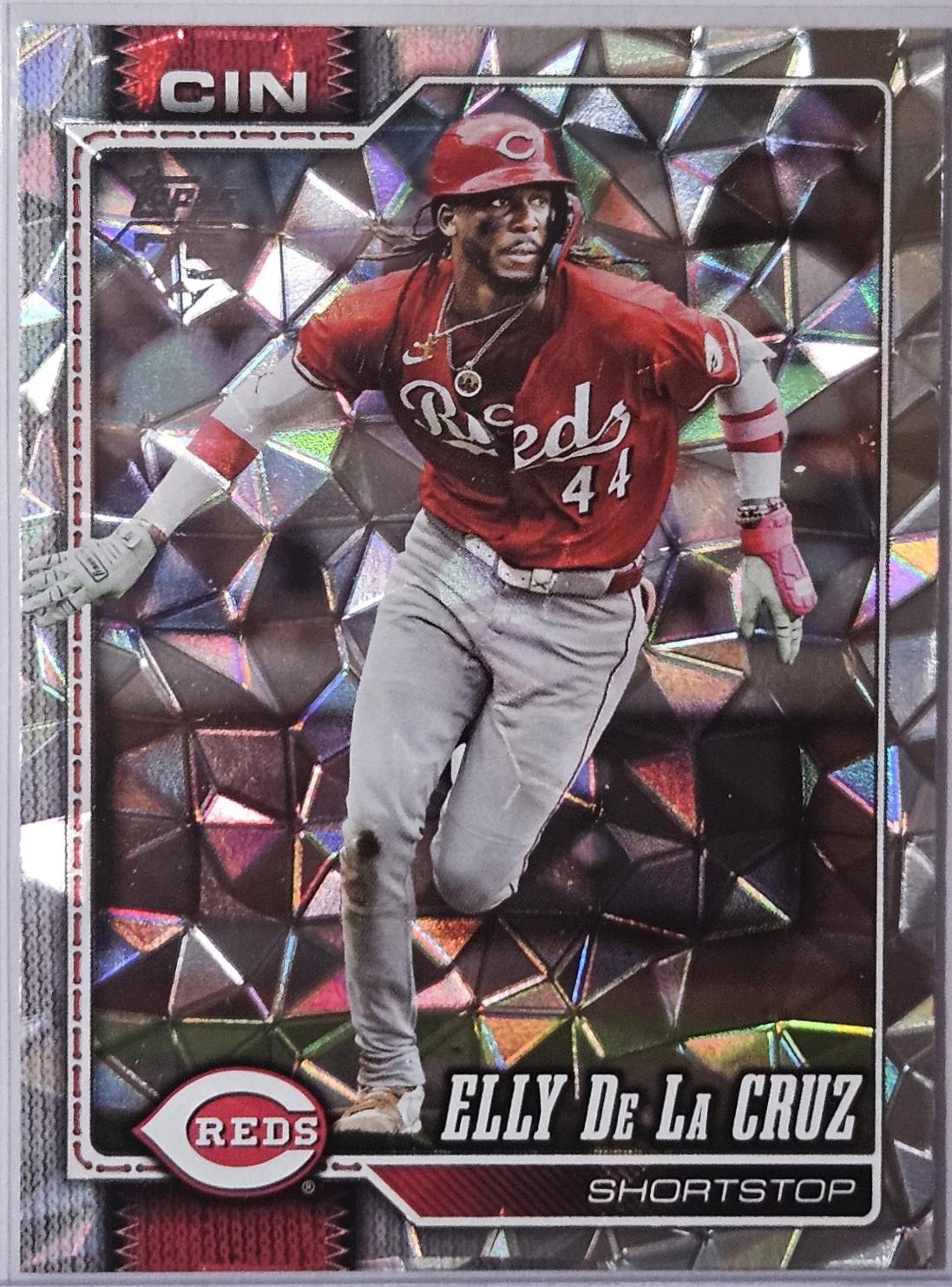 Elly De La Cruz [Red Diamante] #150
