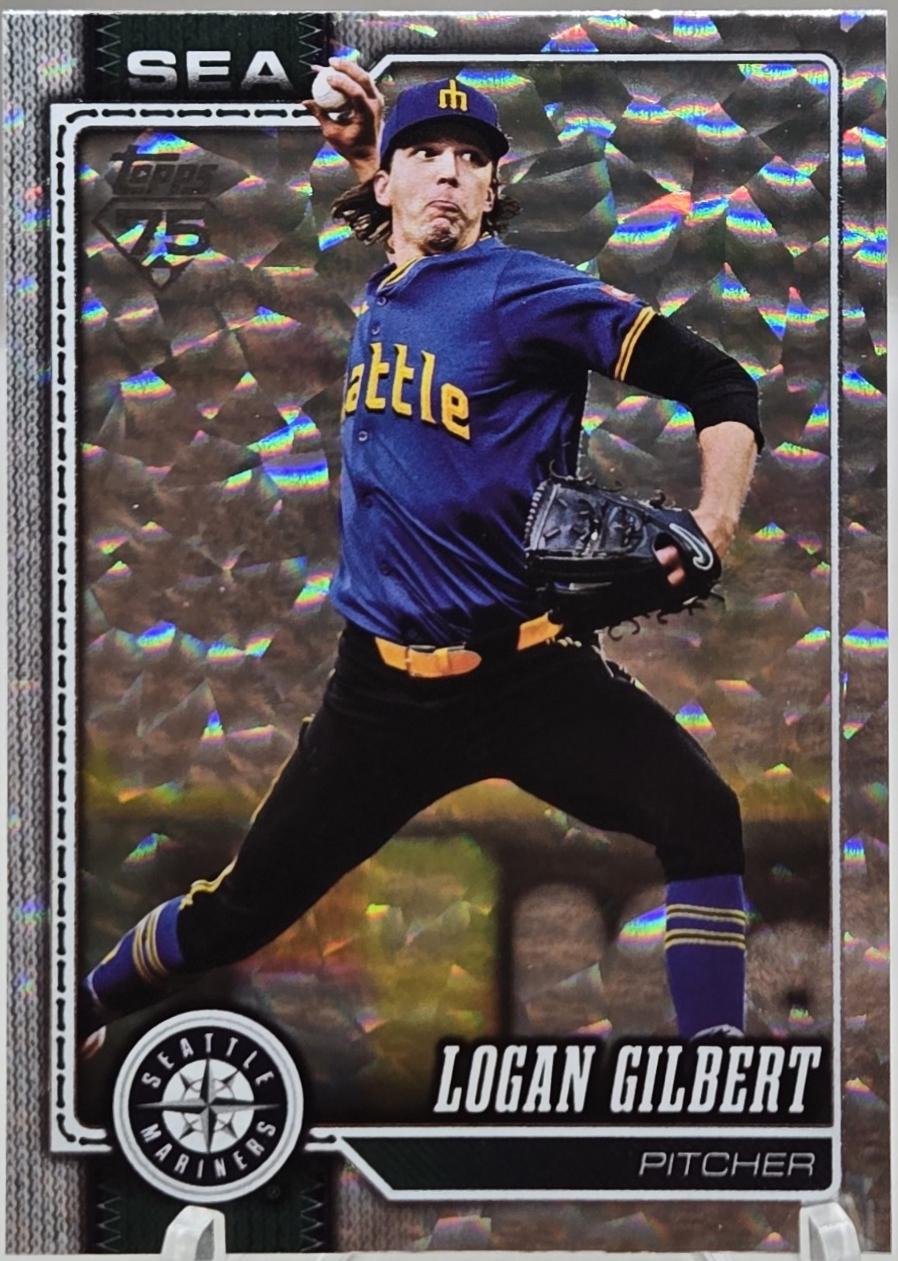 Logan Gilbert [Silver Crackleboard] #235