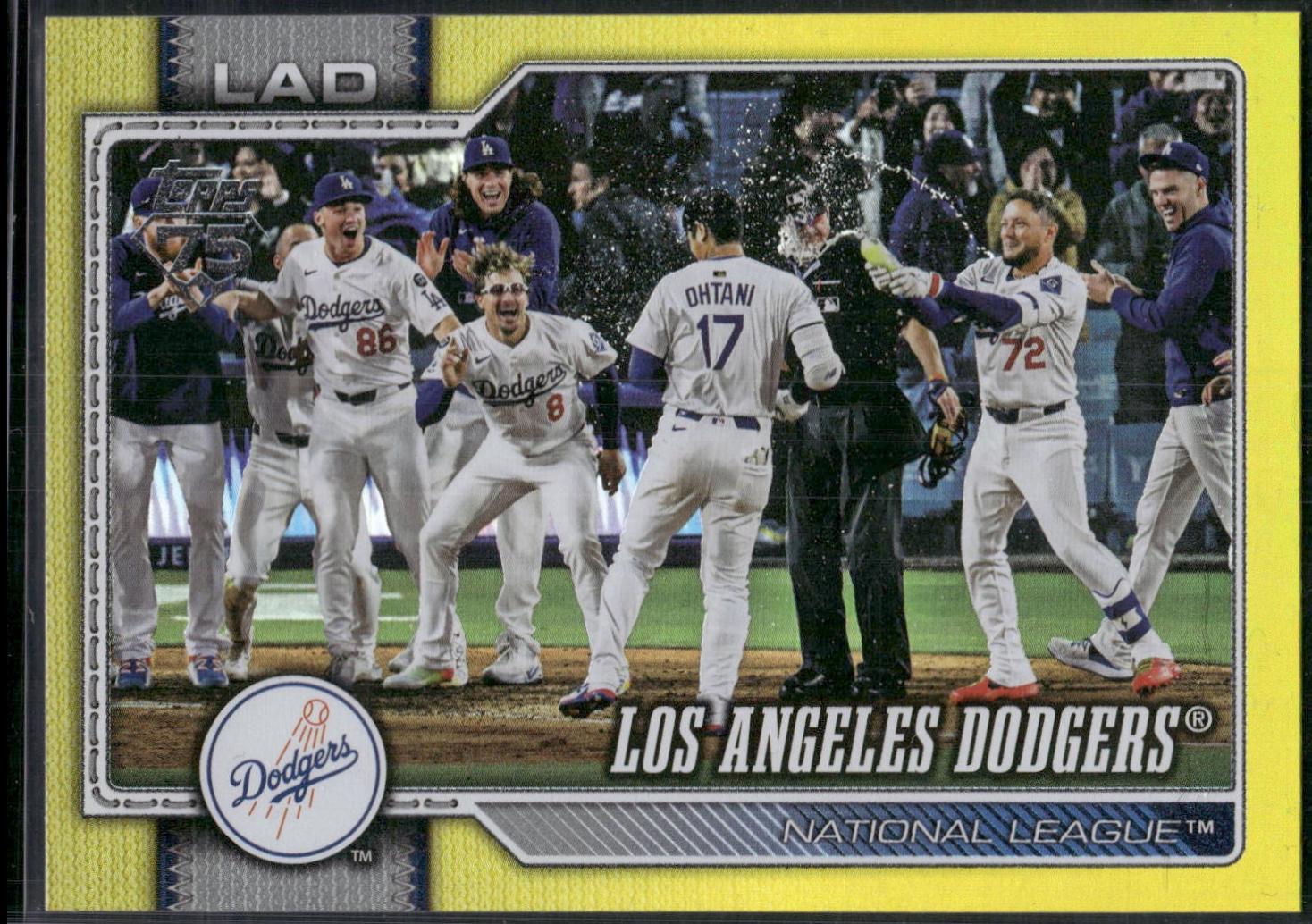 Los Angeles Dodgers [Yellow Holo] #256