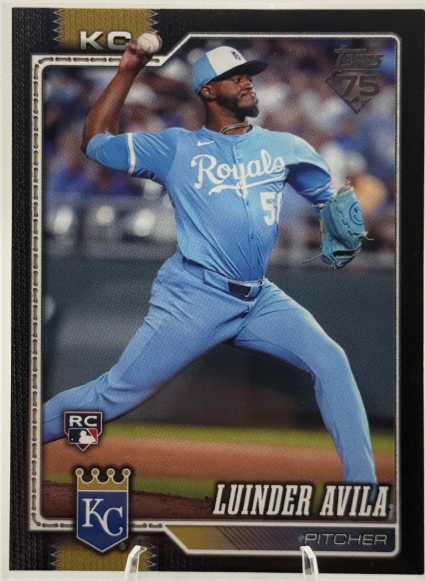 Luinder Avila [Black Border] #120