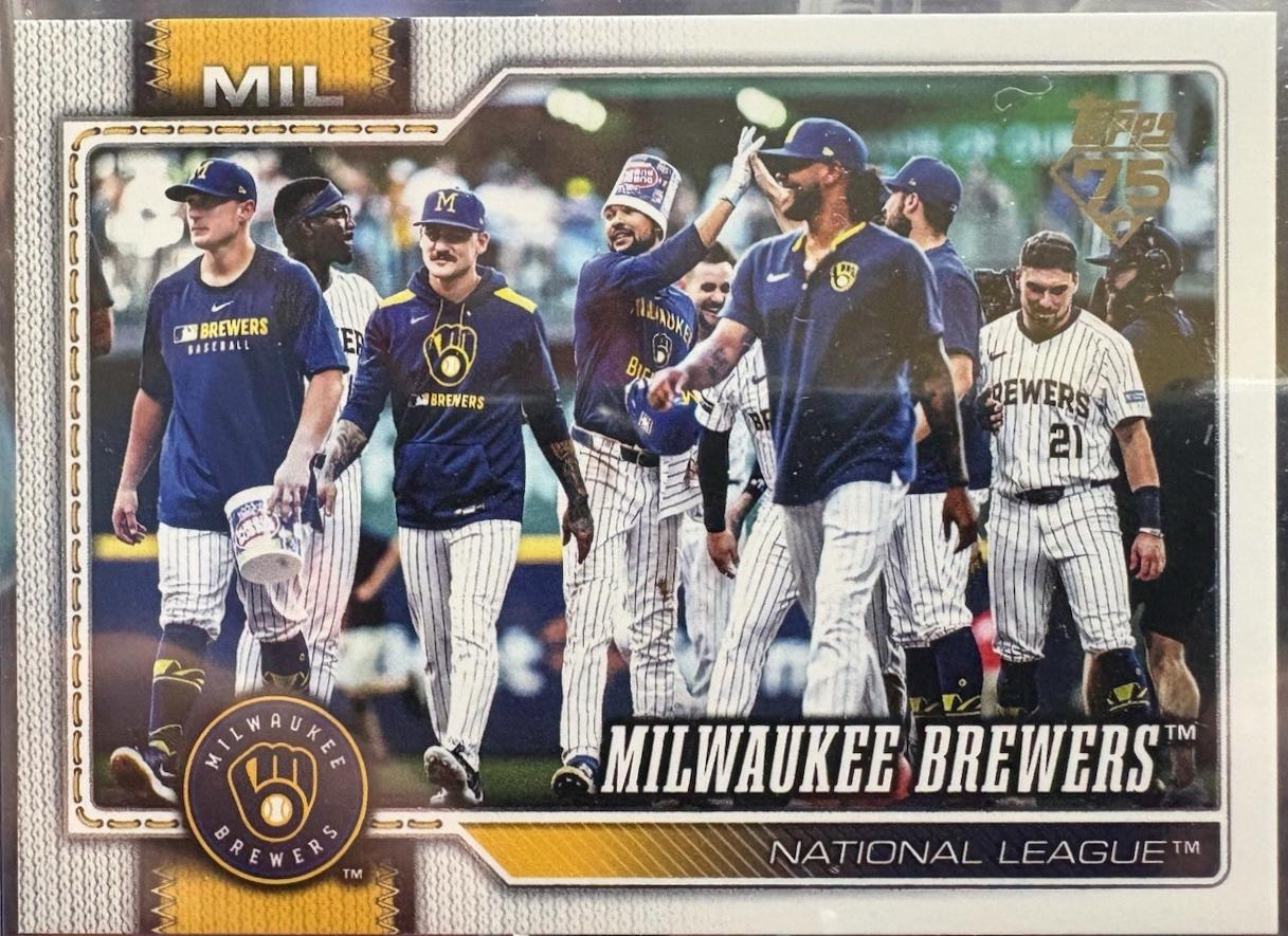 Milwaukee Brewers [Golden Mirror Variation] #107
