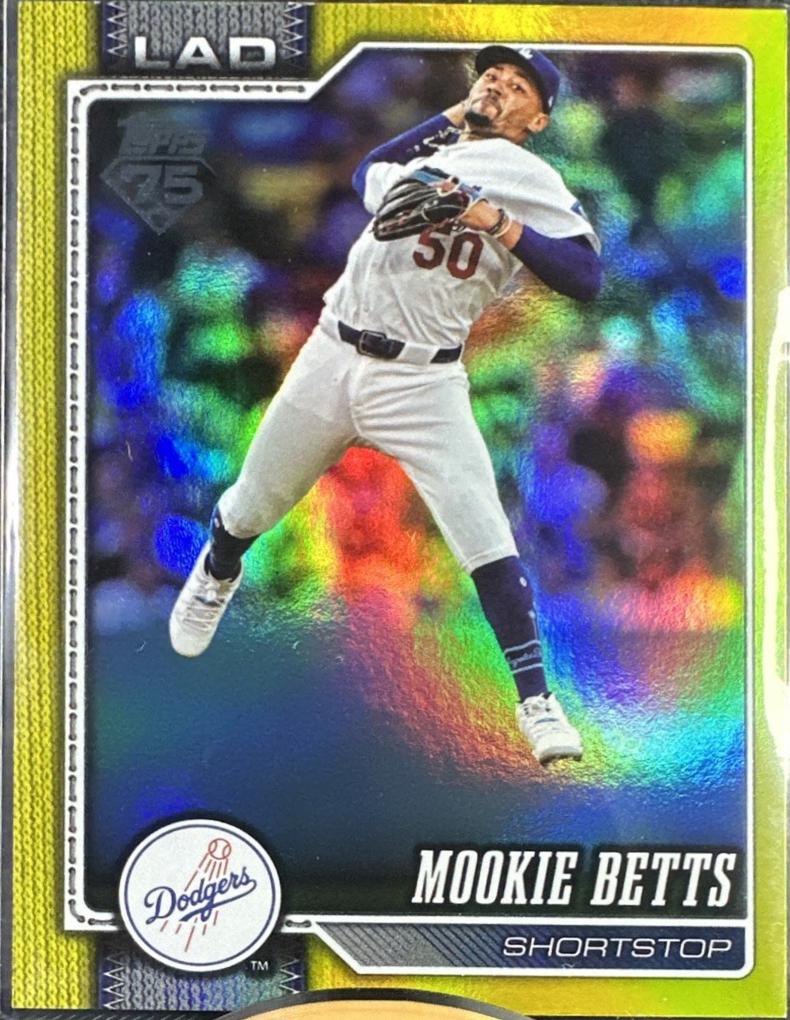 Mookie Betts [Yellow Rainbow] #41